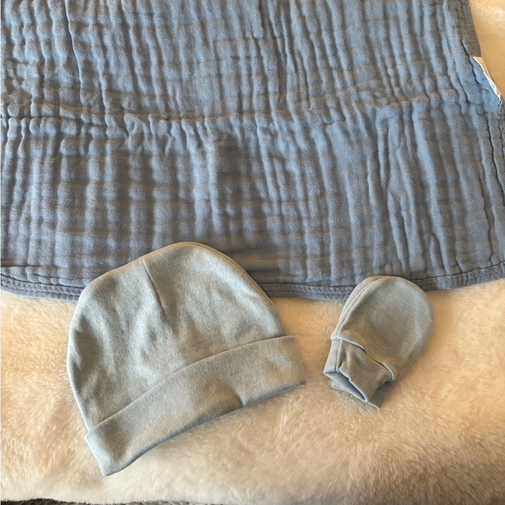 Blue Baby Blanket, Hat, and Mittens Set